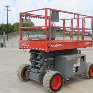 2016 Skyjack SJ6832RT 32' 4WD