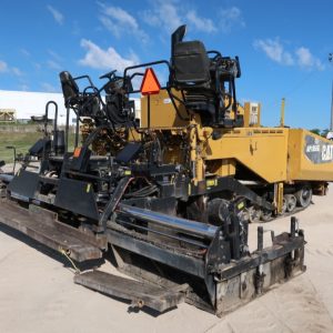 2010 Caterpillar AP1055E
