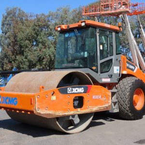 2018 XCMG CV122PD 84